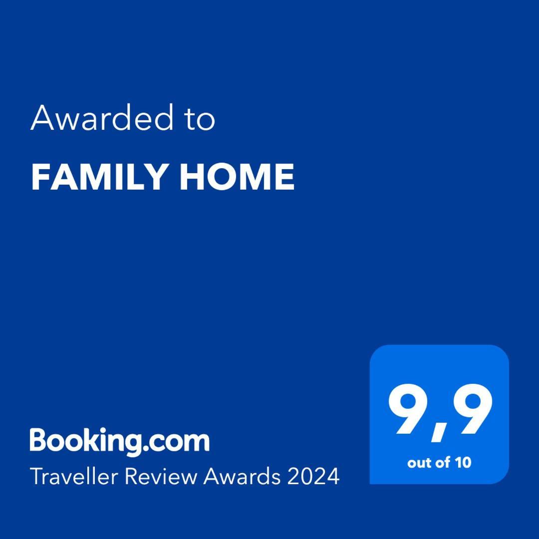 Family Home Protarász Kültér fotó